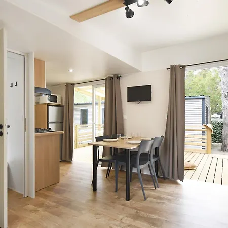 International 3* Calvi (Corsica)