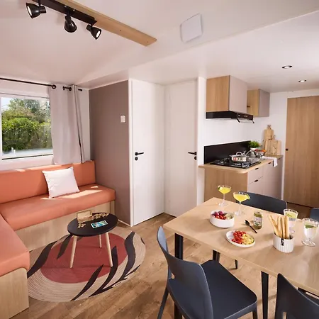 Campsite International 3*