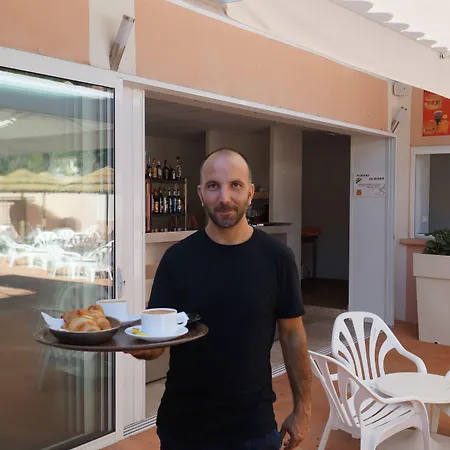 캠프장 International 3*