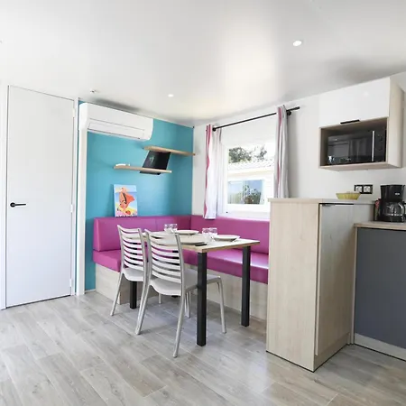 International אתר קמפינג 3*