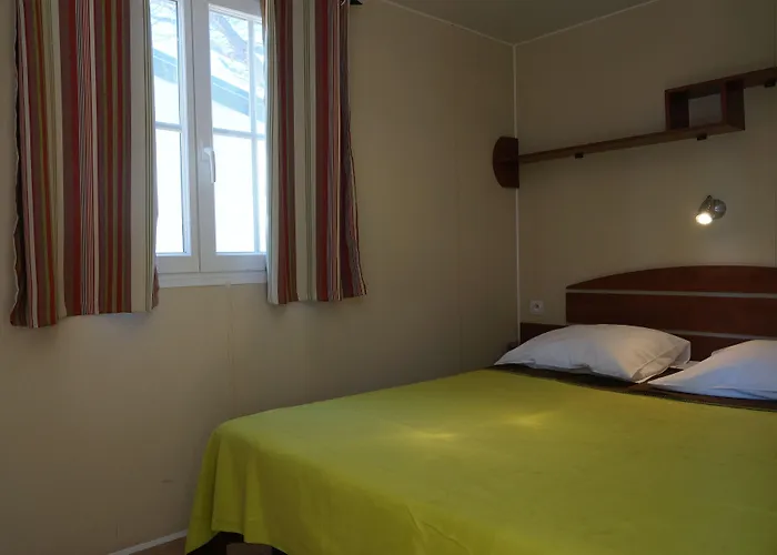 International 3* Calvi (Corsica)