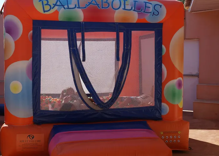 International קאלבי